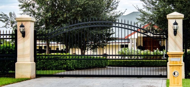 Cost of a Metal Gate in Vancouver, BC & How to Reduce the Cost